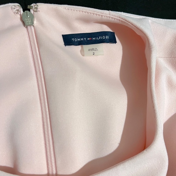 Tommy Hilfiger Colorblock Sleeveless Round Neck Scuba Sheath Dress - Picture 7 of 8